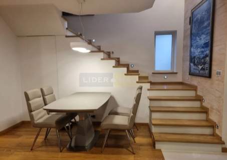 Dom bliźniak z ogrodem, 207 m , garaż na 2 auta