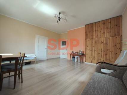 2 pokoje 68 m2 Balkon Osobna kuchnia Blisko centrum 