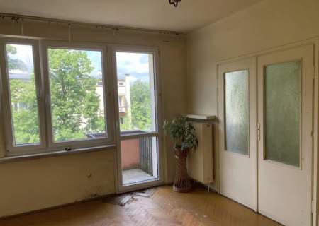 Kawalerka z potencjałem na 2 pokoje balkon