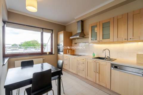 Apartament z tarasem i panoramą przy Poznańskiej