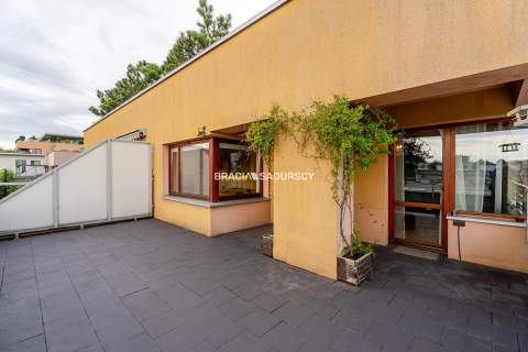 Apartament z tarasem i panoramą przy Poznańskiej