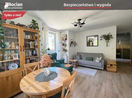 Wysoki Standard Pełne wyposażenie Duży balkon 