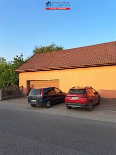 dom z garażem na sprzedaż w Romanowie Górnym