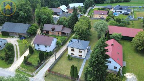 Dom wyremontowany w 2022 roku, gotowy do wykończeń