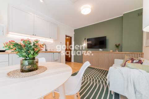 Designerski Apartament z Garażem w Pięknej Okolicy