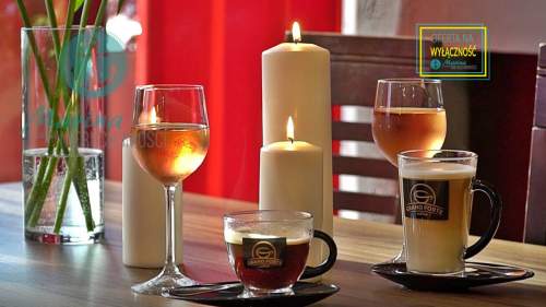 Wyposażona restauracja nad morzem
