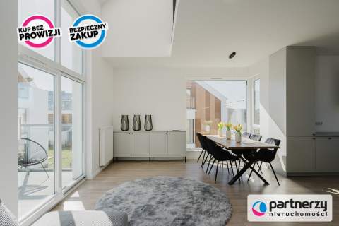 Nadmorski apartament, widok na morze, dwupoziomowy