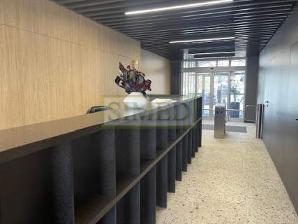 Pofabryczny klimat, recepcja, parking , dostęp24h