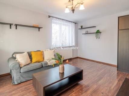 Zadbane 2 pokoje z balkonem Spokojne osiedle