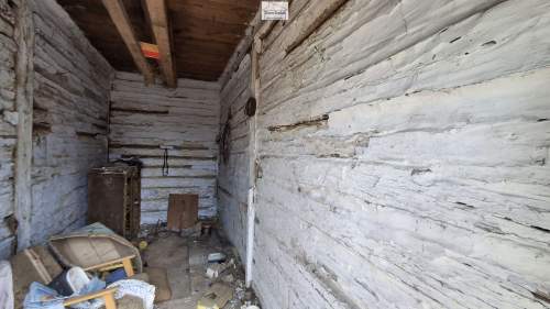 Dom z bali , oraz stodoła -garaż , 1,11ha działki , sp