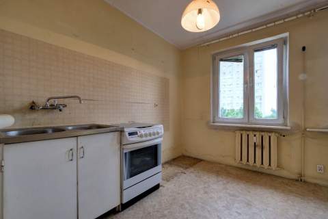 Mieszkanie z balkonem, piwnicą w świetnej lokaliza