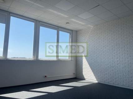 Budynek pofabryczny,wys.4,5m ,parking, winda,24h