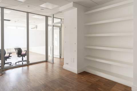 Lokal Biurowy 370 m2 Oławska