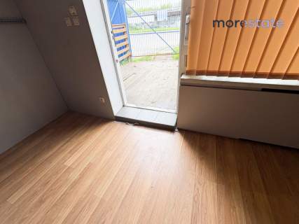 magazyn/ hala 75m2 / Makuszyńskiego / ogrzewany