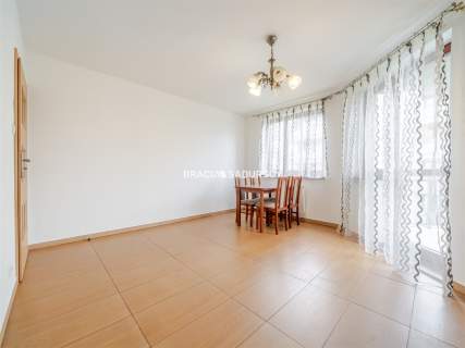 2 pok oddzielne 48m2 z garazem