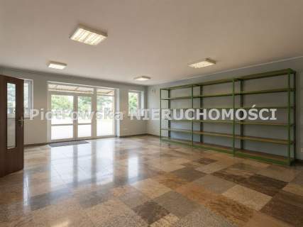 Nieruchomość komercyjna na sprzedaż, 400 m2, Próba