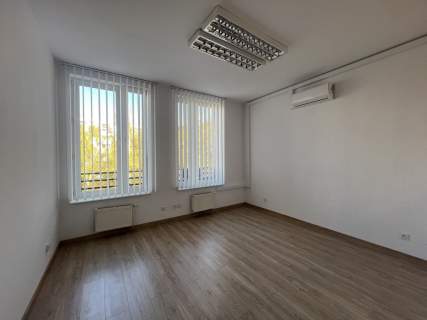 Lokal z najmecą w Centrum AB 