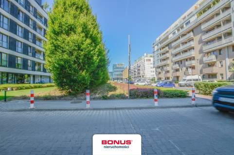 Lokal usługowy 57,78 m / Eko-Park / Witryny