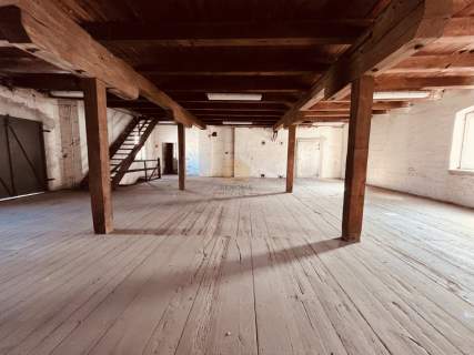 Dawny zakład produkcyjny/Trzebnica/600m2 lokal/800