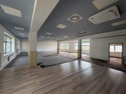 Lokal użytkowy 383 m2 Podgórze Duchackie