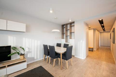Apartament na 13 piętrze z widokiem - 4 pokoje z garderobą, tarasem