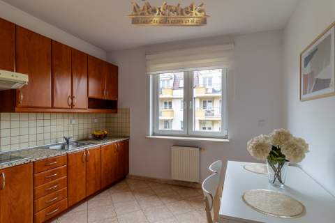 Wynajem przestronne 38 m Kabaty Al. Kasztanowa