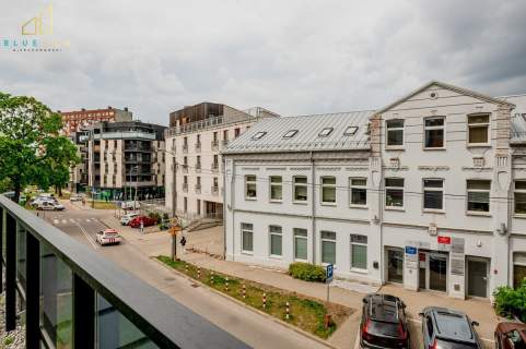 Luksusowy apartament z prywatnym ogrodem w prestiż