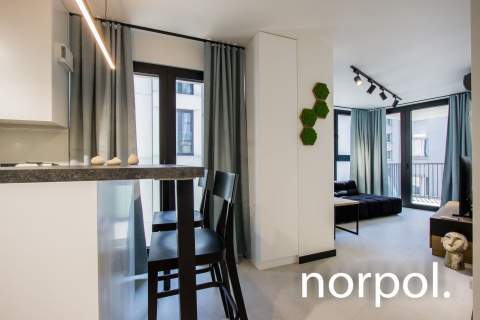 Nowoczesne mieszkanie z przestronnym balkonem / modern apartment