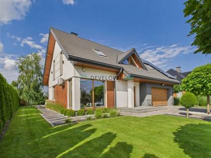 Dom wolnostojący 5 pokoi 206m2