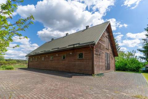 Przy samym jeziorze Serwy Domy 280 m2 i 180 m2