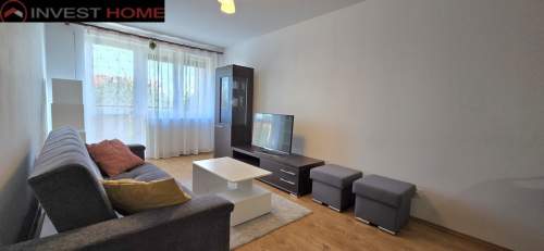 Koszarowa 17 blok, piwnica, balkon