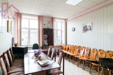Niedrogo lokal biurowy 33m, Barska, Przemyśl