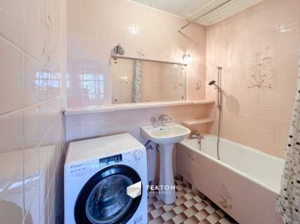 42,3 m 2 pokoje Balkon Blisko SKM