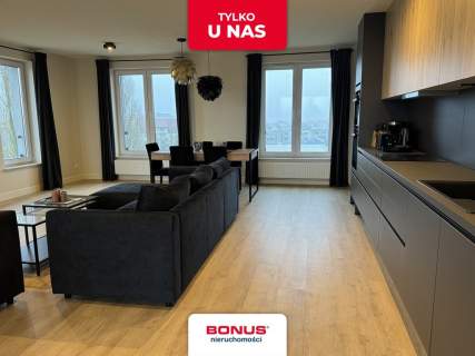 Przestronny apartament 157,23m2 z dużym tarasem.