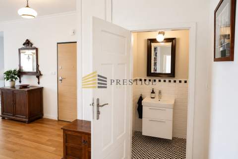 Apartament 5 pokoi w Miasteczku Wilanów