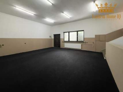 Na wynajem lokal magazynowo-usługowy 250m2, cicha działalność...