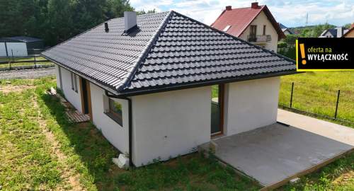 Parterowy dom w Połańcu na kameralnej ulicy