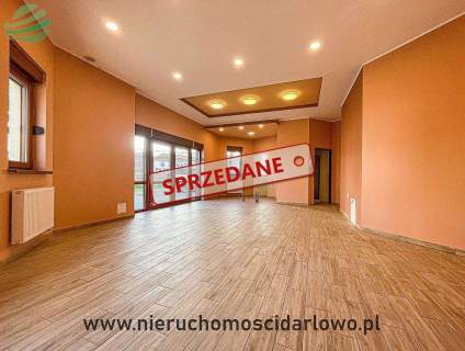 Dom apartamentowy w Darłowie z funkcją usługową na