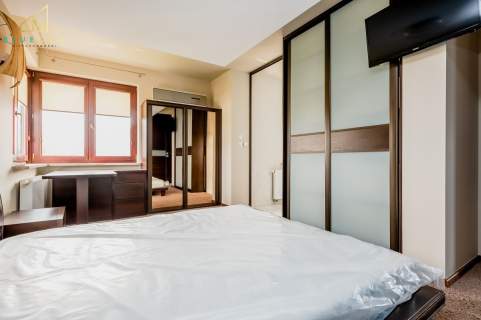 Apartament 100 m z kominkiem i 2 garażami