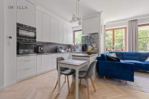 Apartament z prywatnym ogrodem 341 m