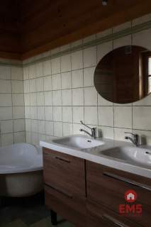 Drewniany dom premium nad stawem 1 ha Sauna