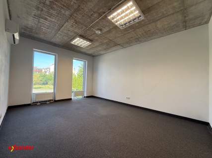 Biura na wynajem 15 lub 18 m2 Botanik