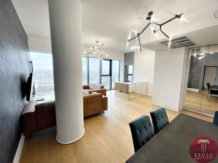Na wynajem luksusowy apartament w centrum.