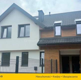 Nowoczesny budynek w Sochaczewie, Rozlazłów