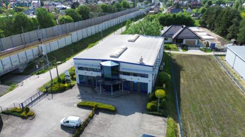 Biurowiec hala główna hala pomocnicza