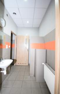 Hala magazynowa z zapleczem sanitarnym
