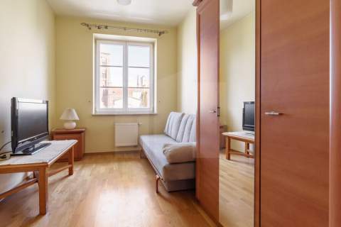 Apartament na Ogarnej z windą - Stare Miasto