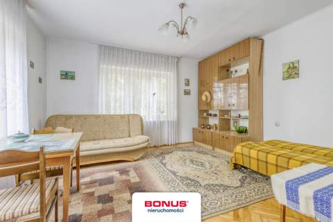 Sad i pół bliźniaka nad Narwią na działce 1708m2