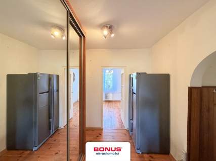 3 pokoje,osobna kuchnia, balkon 5min do tramwaju