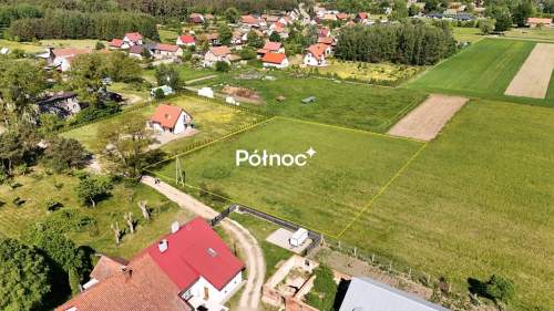 Regiel, duża działka budowlana w spokojnej okolicy